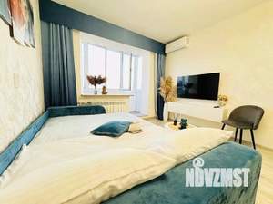 1-к квартира, посуточно, 37м2, 1/1 этаж