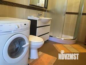 2-к квартира, посуточно, 80м2, 1/3 этаж