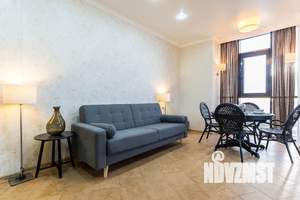 1-к квартира, посуточно, 53м2, 8/10 этаж