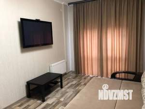 1-к квартира, посуточно, 47м2, 2/10 этаж