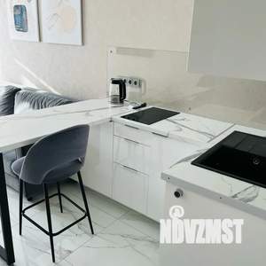 Студия квартира, посуточно, 32м2, 6/8 этаж