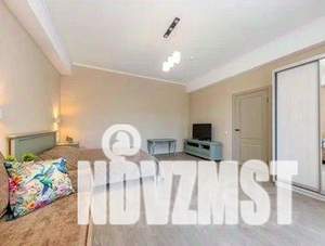 1-к квартира, посуточно, 68м2, 3/5 этаж