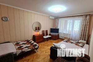 1-к квартира, посуточно, 40м2, 1/5 этаж