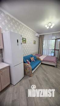 Студия квартира, посуточно, 32м2, 1/8 этаж