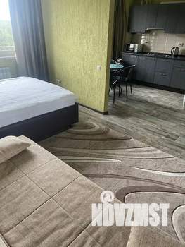 Студия квартира, посуточно, 36м2, 3/10 этаж