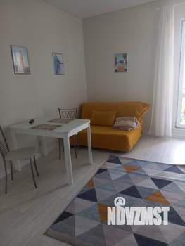 1-к квартира, посуточно, 40м2, 5/8 этаж