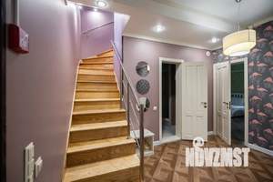 4-к квартира, посуточно, 90м2, 2/2 этаж