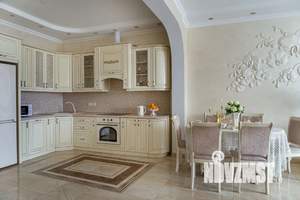 2-к квартира, посуточно, 72м2, 4/13 этаж