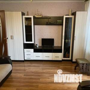 1-к квартира, посуточно, 32м2, 4/9 этаж