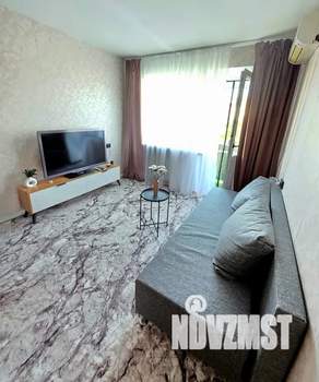 1-к квартира, посуточно, 30м2, 5/5 этаж