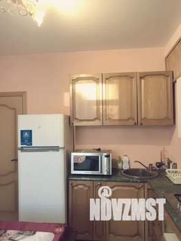 1-к квартира, посуточно, 46м2, 1/3 этаж