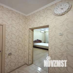 1-к квартира, посуточно, 42м2, 6/8 этаж