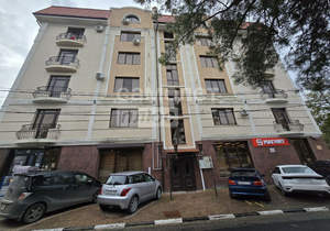 2-к квартира, на длительный срок, 103м2, 3/6 этаж