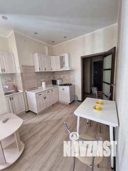 1-к квартира, посуточно, 42м2, 4/8 этаж