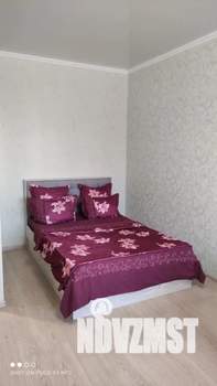 1-к квартира, посуточно, 40м2, 4/12 этаж