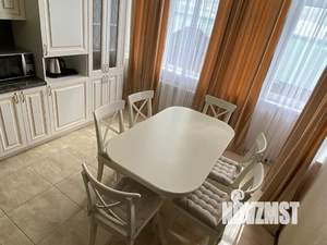 1-к квартира, посуточно, 62м2, 4/8 этаж