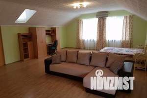 1-к квартира, посуточно, 100м2, 4/4 этаж