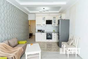 1-к квартира, посуточно, 54м2, 3/3 этаж