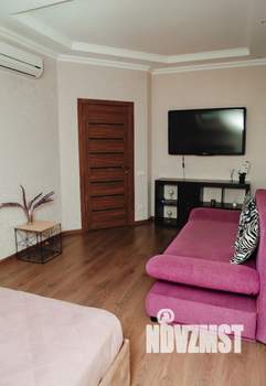 1-к квартира, посуточно, 37м2, 1/1 этаж