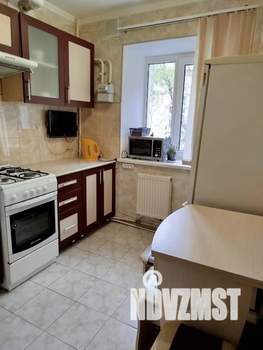 2-к квартира, посуточно, 42м2, 1/2 этаж