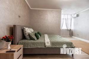 1-к квартира, посуточно, 60м2, 1/1 этаж