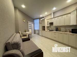 1-к квартира, посуточно, 41м2, 3/8 этаж