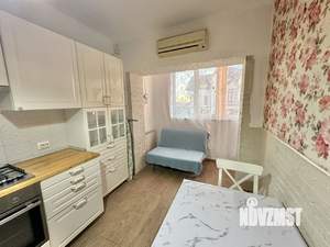 1-к квартира, на длительный срок, 42м2, 4/4 этаж