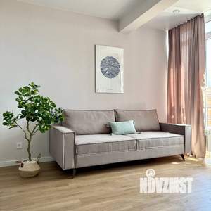 1-к квартира, посуточно, 42м2, 13/16 этаж