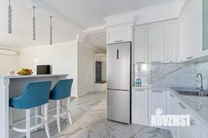 2-к квартира, посуточно, 74м2, 1/1 этаж