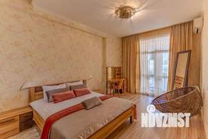 4-к квартира, посуточно, 200м2, 6/15 этаж