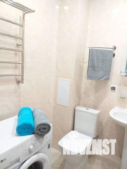 1-к квартира, посуточно, 46м2, 1/3 этаж
