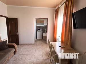 2-к квартира, посуточно, 50м2, 3/3 этаж