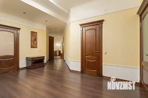 3-к квартира, посуточно, 152м2, 2/15 этаж