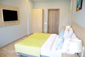 1-к квартира, посуточно, 65м2, 1/1 этаж