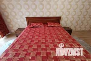 1-к квартира, посуточно, 53м2, 4/7 этаж