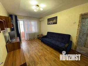 1-к квартира, посуточно, 38м2, 5/5 этаж