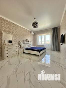 3-к квартира, посуточно, 90м2, 2/4 этаж