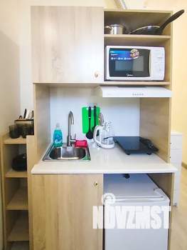 Студия квартира, посуточно, 14м2, 4/4 этаж