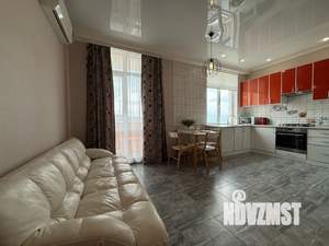 Студия квартира, посуточно, 42м2, 5/8 этаж