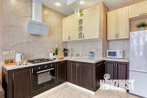 1-к квартира, посуточно, 56м2, 1/1 этаж