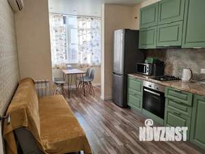 1-к квартира, посуточно, 42м2, 1/3 этаж