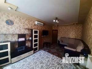 1-к квартира, посуточно, 46м2, 1/3 этаж