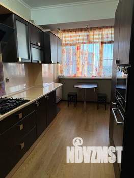 1-к квартира, посуточно, 50м2, 4/4 этаж