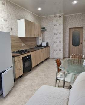 1-к квартира, на длительный срок, 44м2, 6/10 этаж