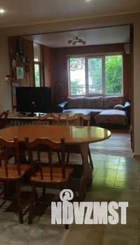 3-к квартира, посуточно, 86м2, 1/1 этаж