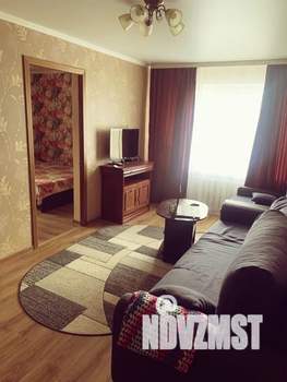 2-к квартира, посуточно, 40м2, 3/5 этаж