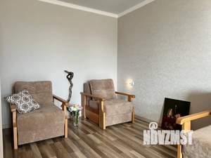 1-к квартира, посуточно, 40м2, 3/3 этаж