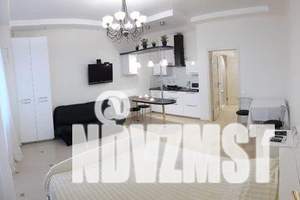 1-к квартира, посуточно, 42м2, 1/10 этаж