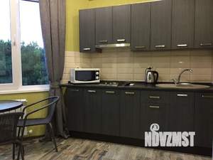 Студия квартира, посуточно, 40м2, 4/10 этаж