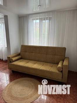3-к квартира, посуточно, 60м2, 1/1 этаж
